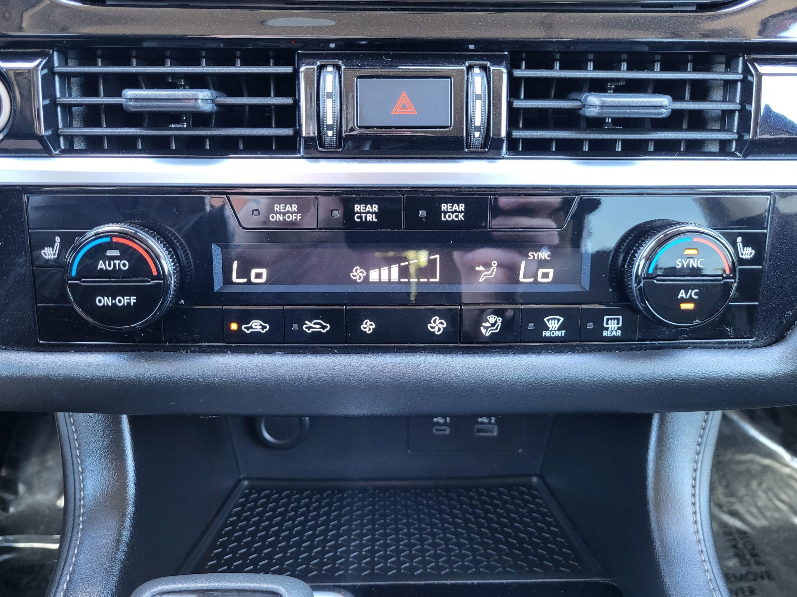 2024 Nissan Pathfinder - Image 12