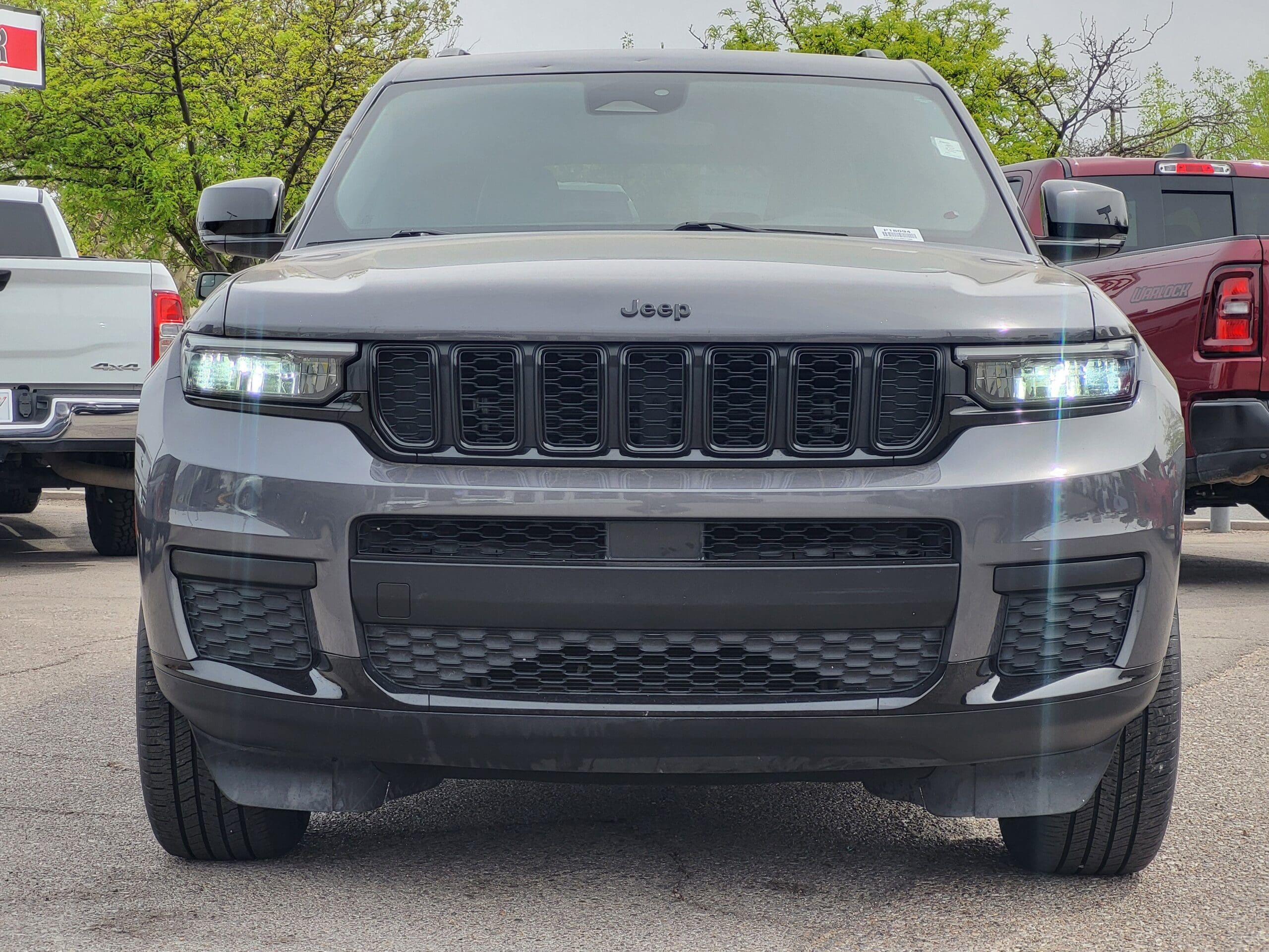 2024 Jeep Grand Cherokee L - Image 2