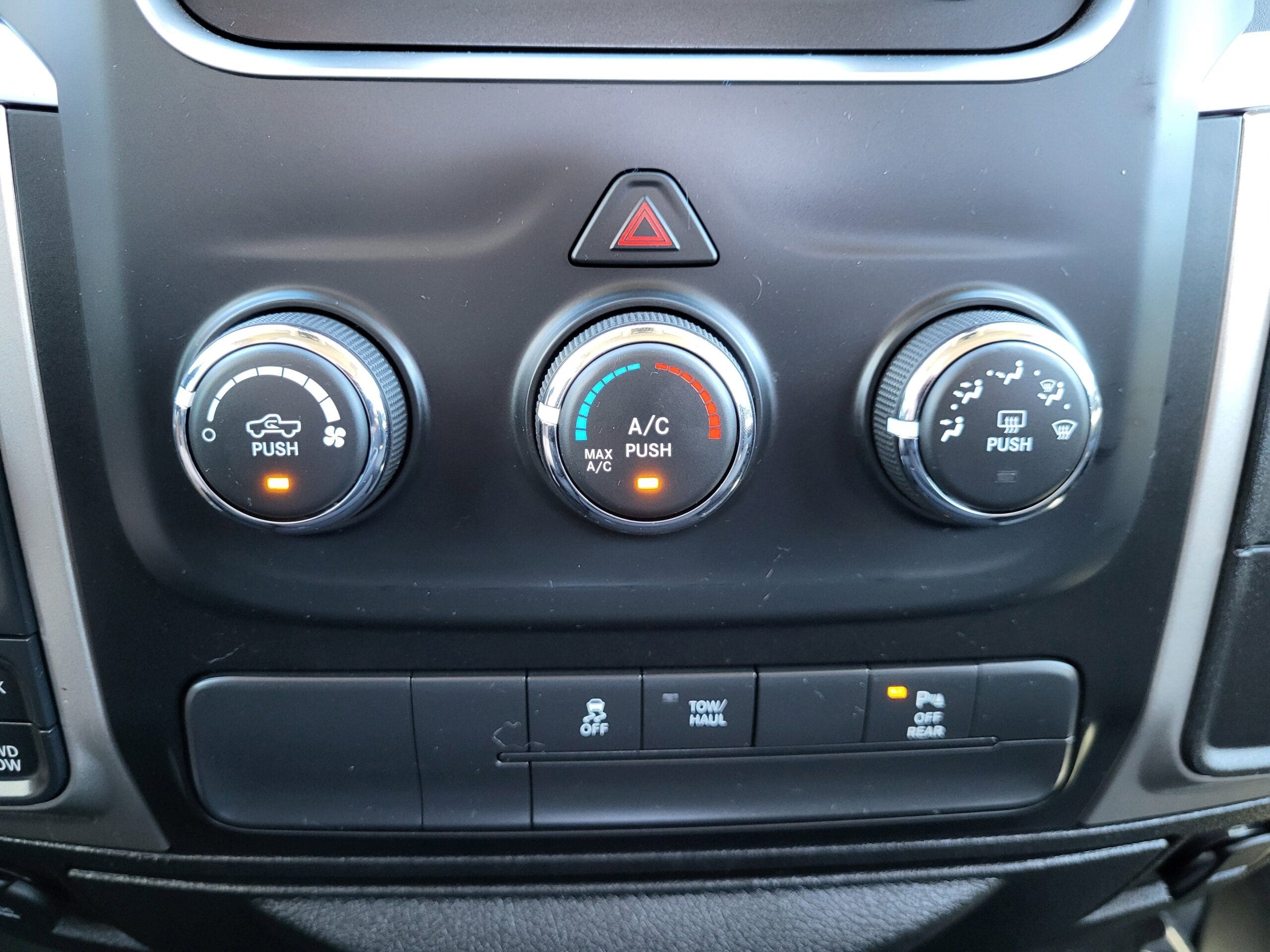 2020 Ram 1500 Classic - Image 13