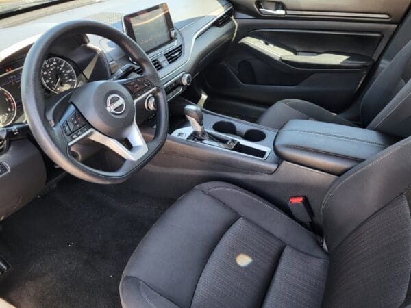 2025 Nissan Altima