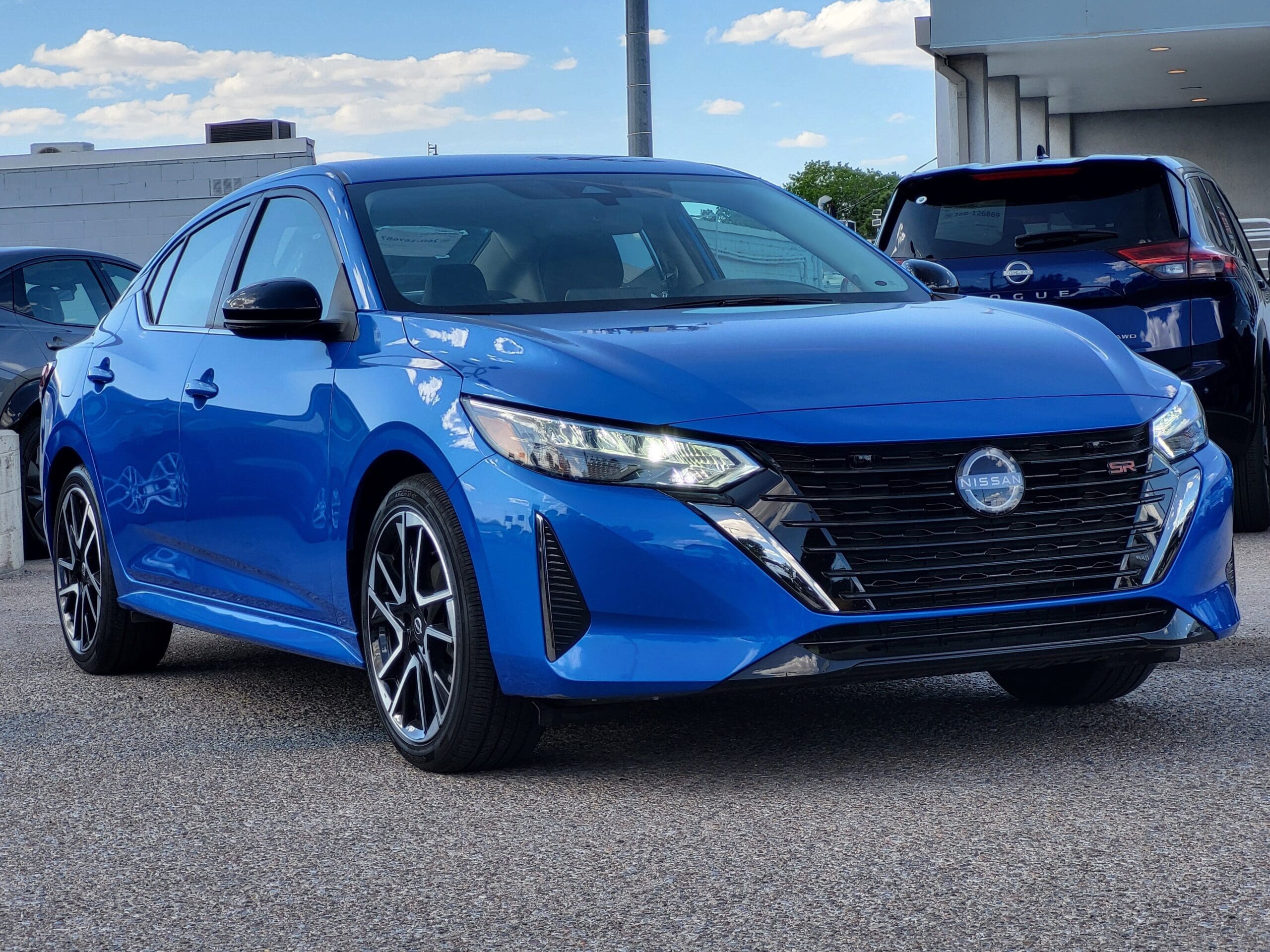 2025 Nissan Sentra - Image 3