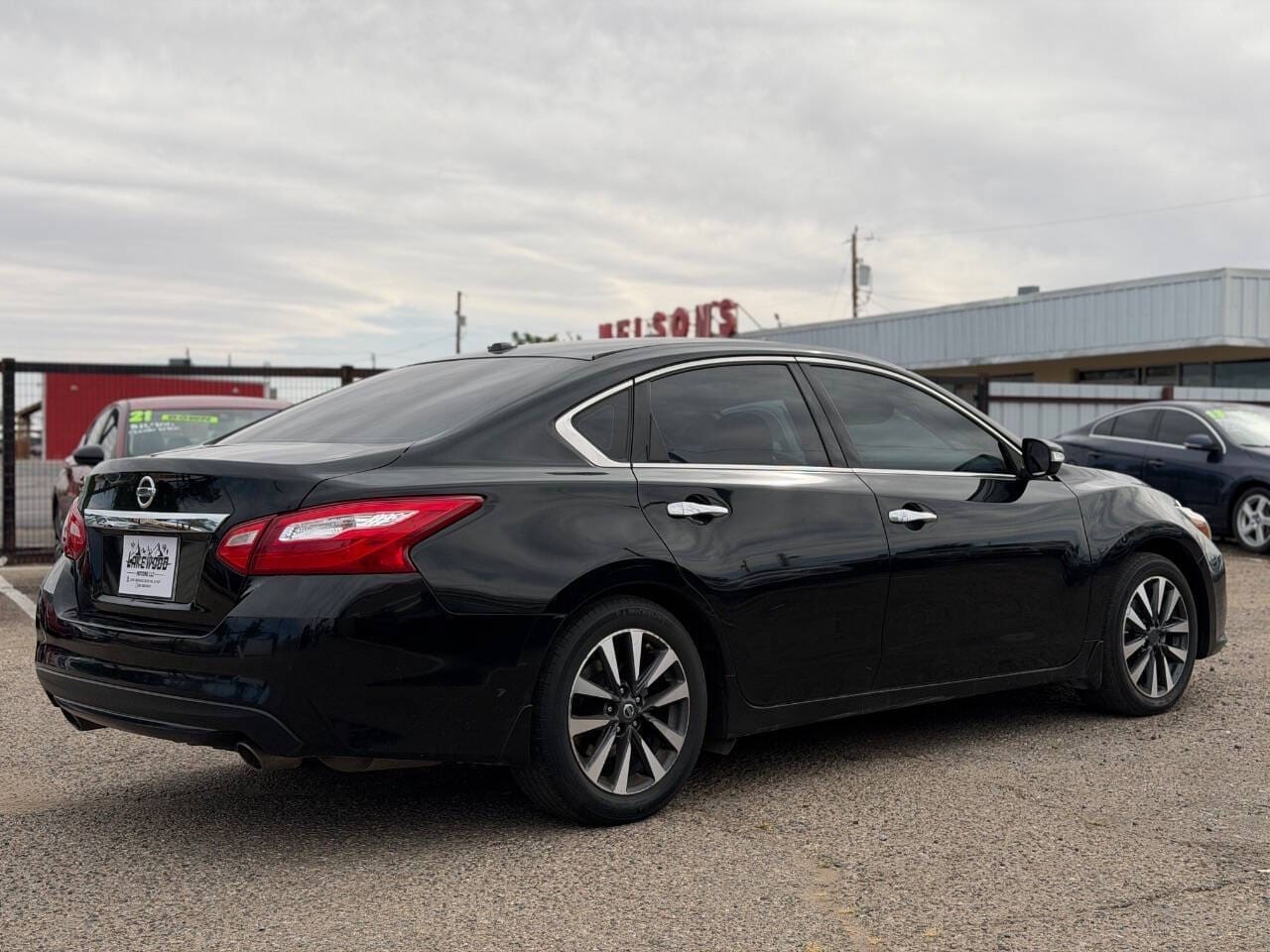 2017 Nissan Altima - Image 5