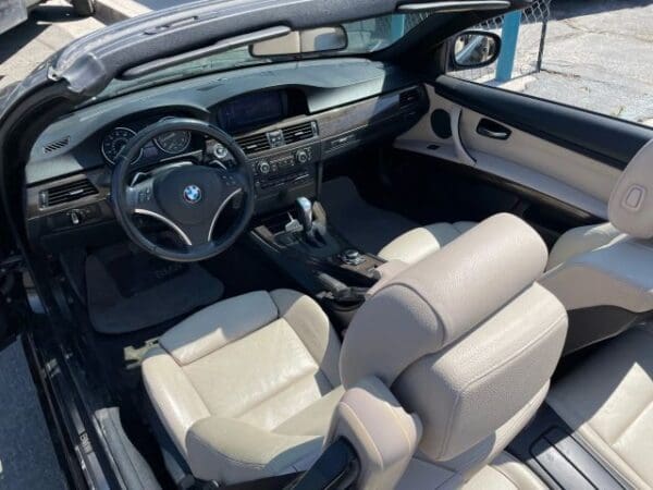 2011 BMW 3 Series