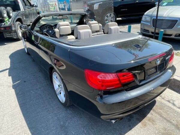 2011 BMW 3 Series