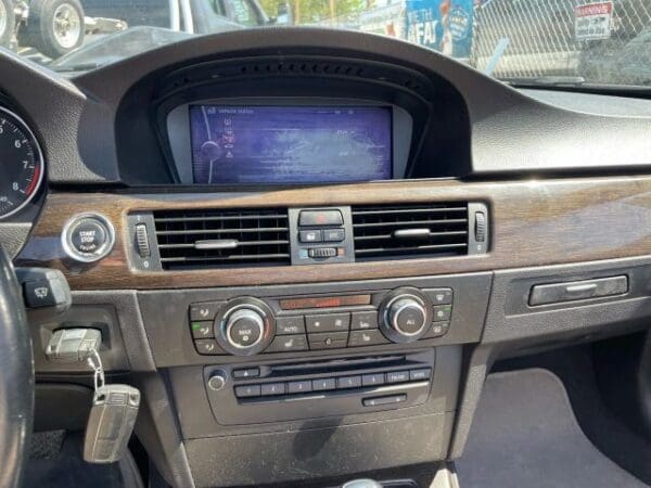2011 BMW 3 Series