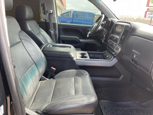 2015 Chevrolet Silverado 1500 Crew Cab - Image 10