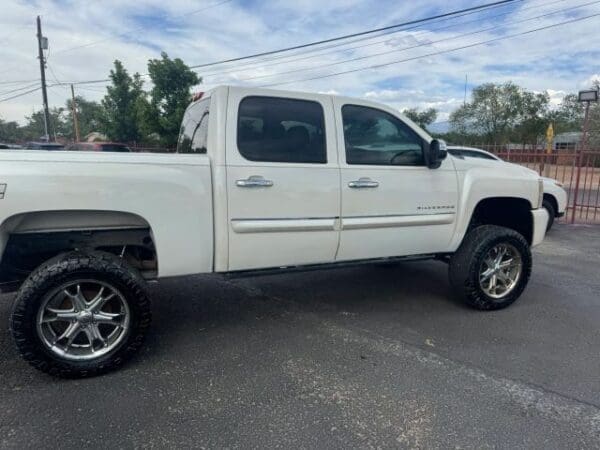 2011 Chevrolet Silverado 1500 Crew Cab