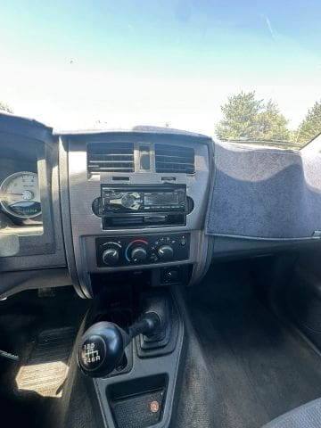 2006 Dodge Dakota Club Cab - Image 9