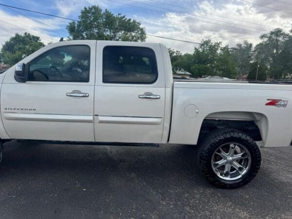 2011 Chevrolet Silverado 1500 Crew Cab