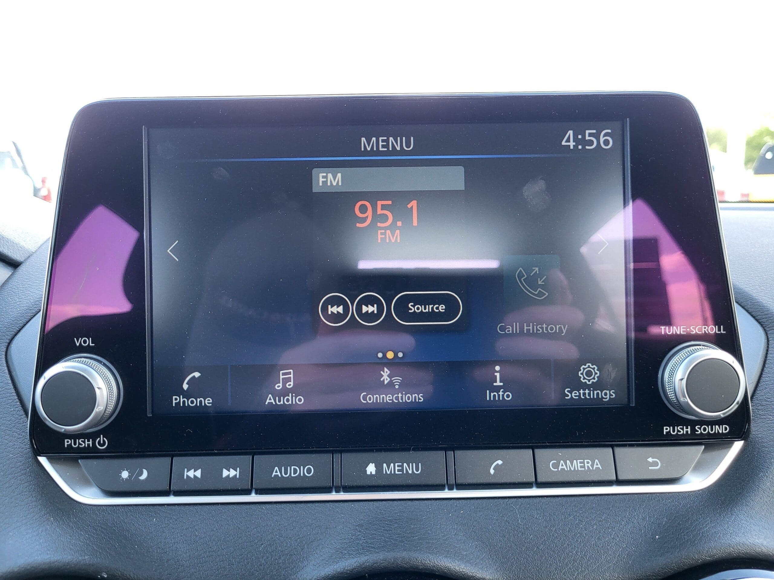 2025 Nissan Sentra - Image 12