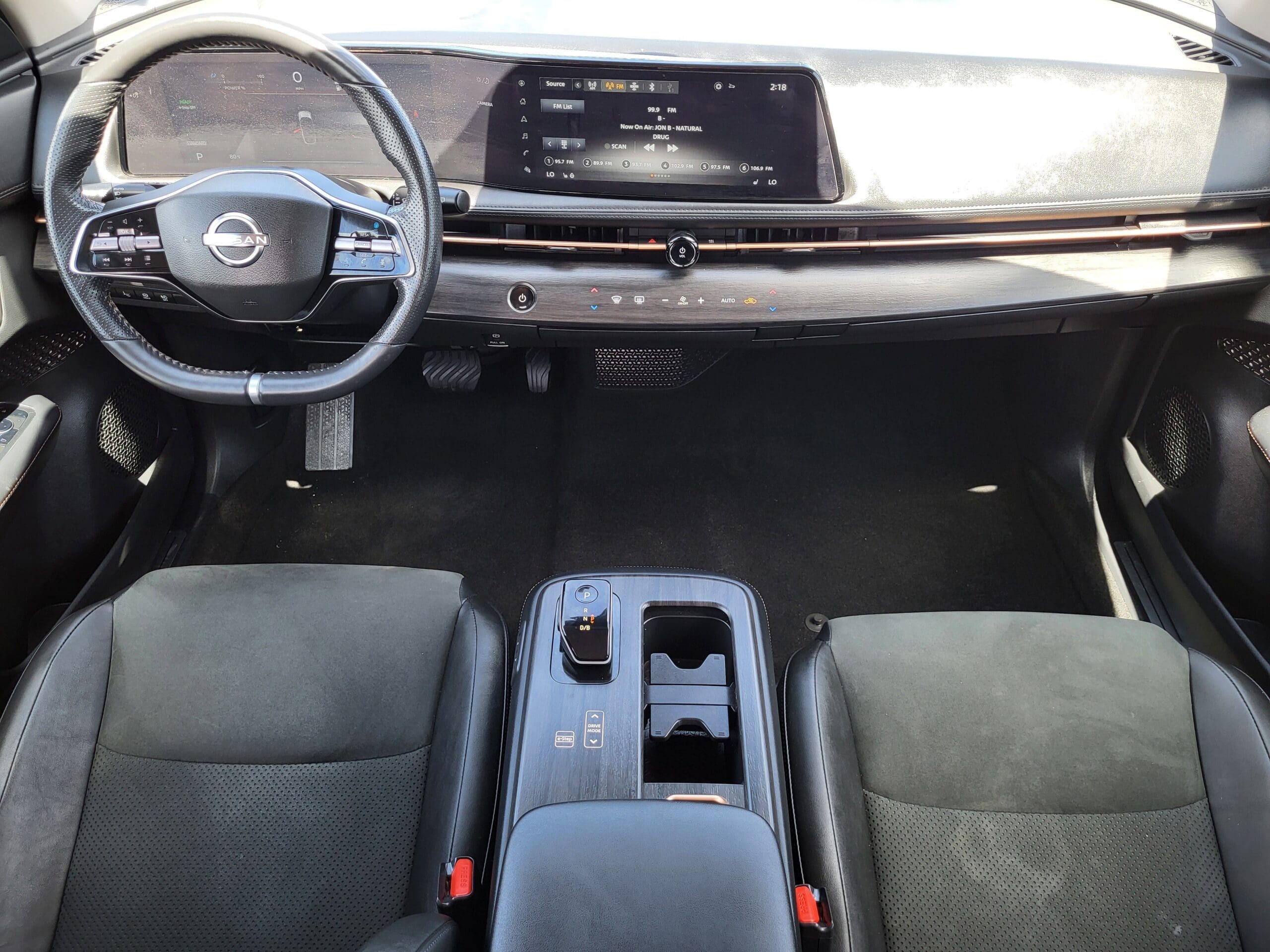 2024 Nissan ARIYA - Image 20