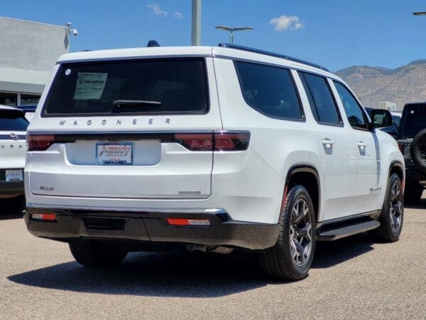2024 Jeep Wagoneer L