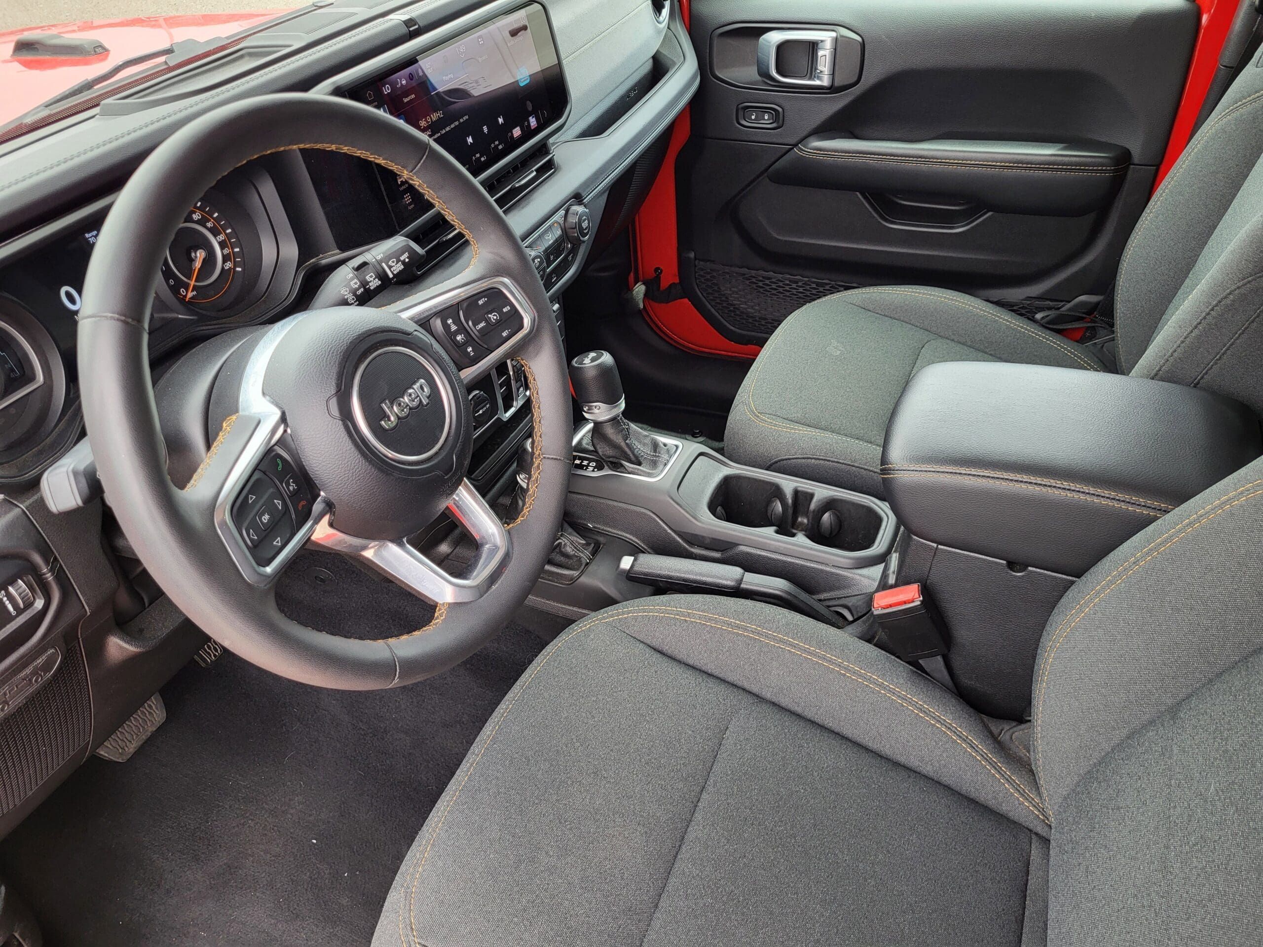 2025 Jeep Wrangler - Image 9