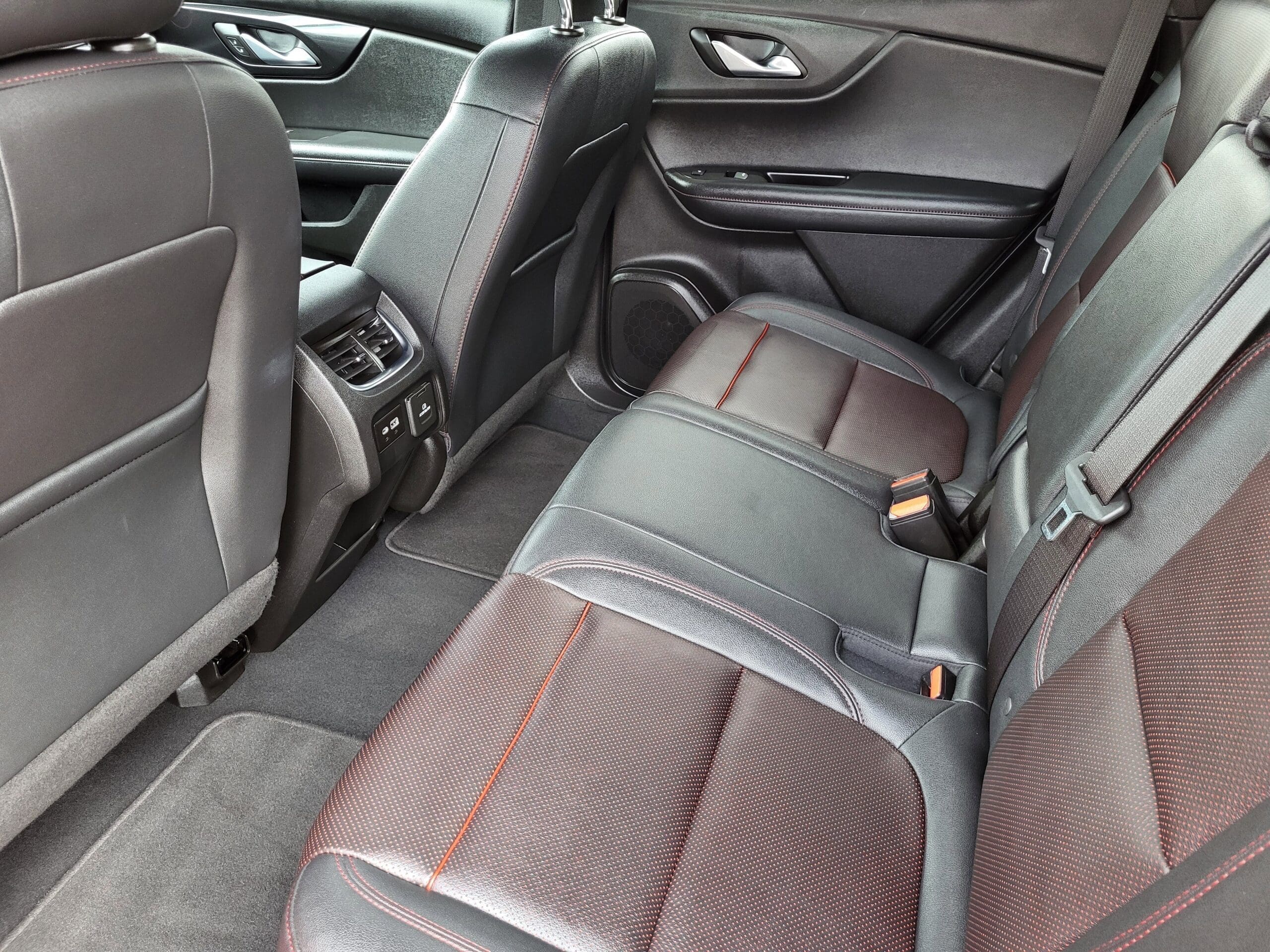 2022 Chevrolet Blazer - Image 20
