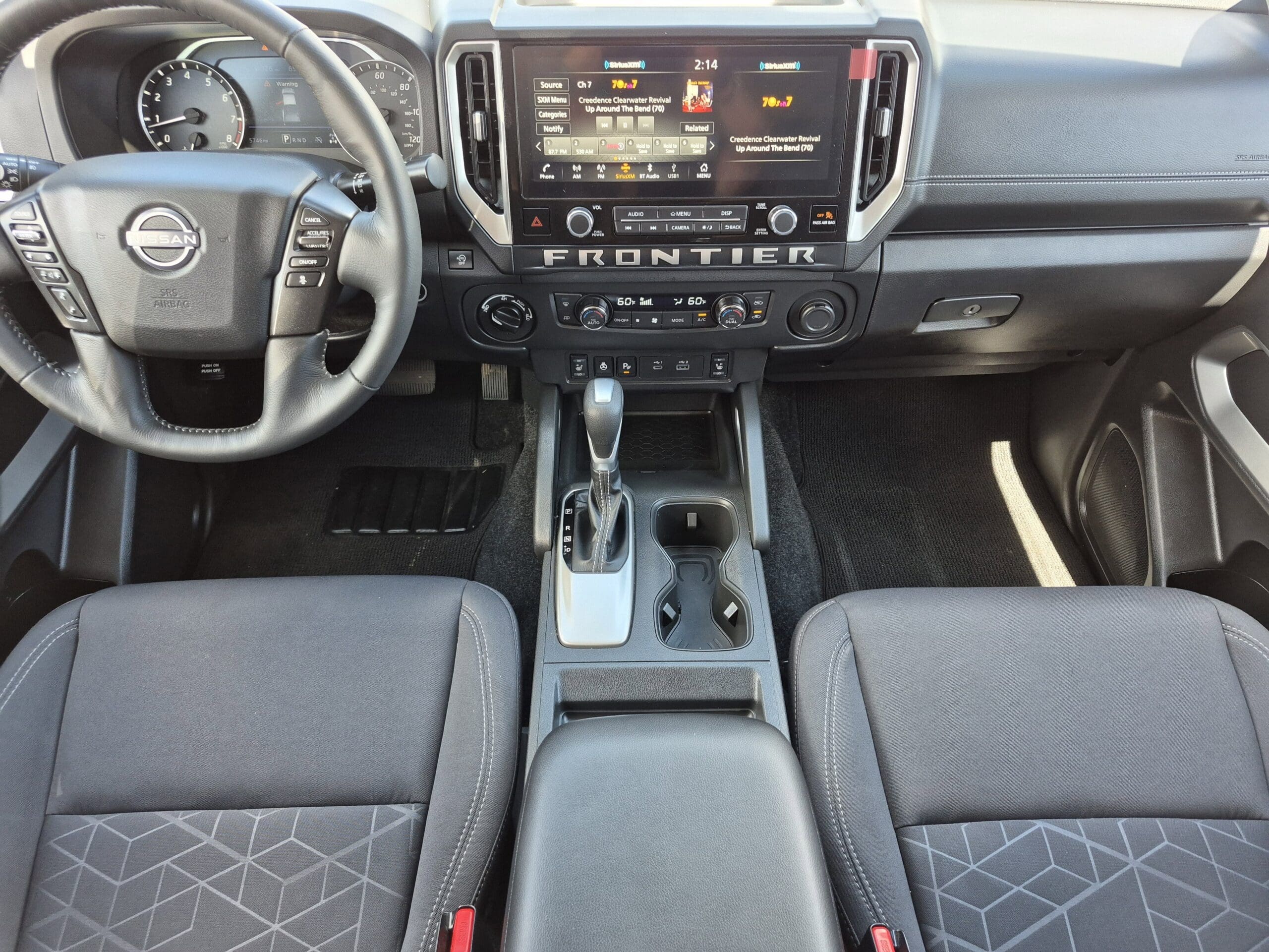 2025 Nissan Frontier - Image 20