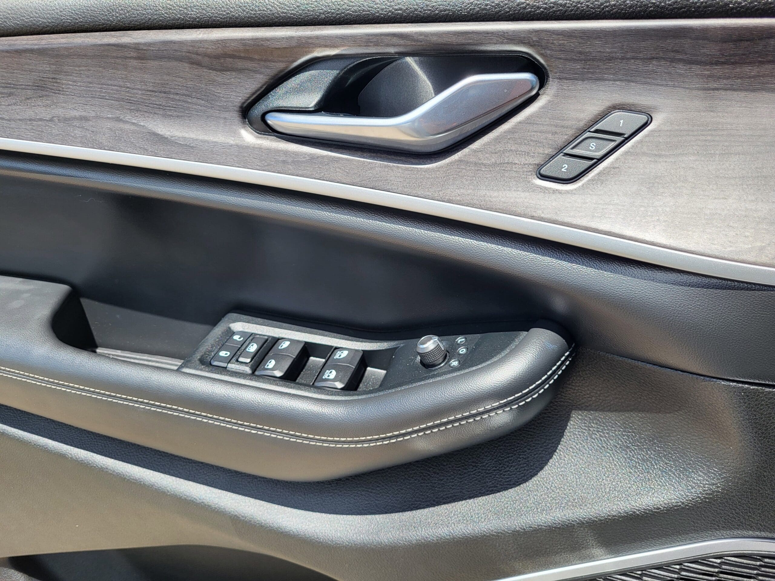 2022 Jeep Grand Cherokee 4xe - Image 17
