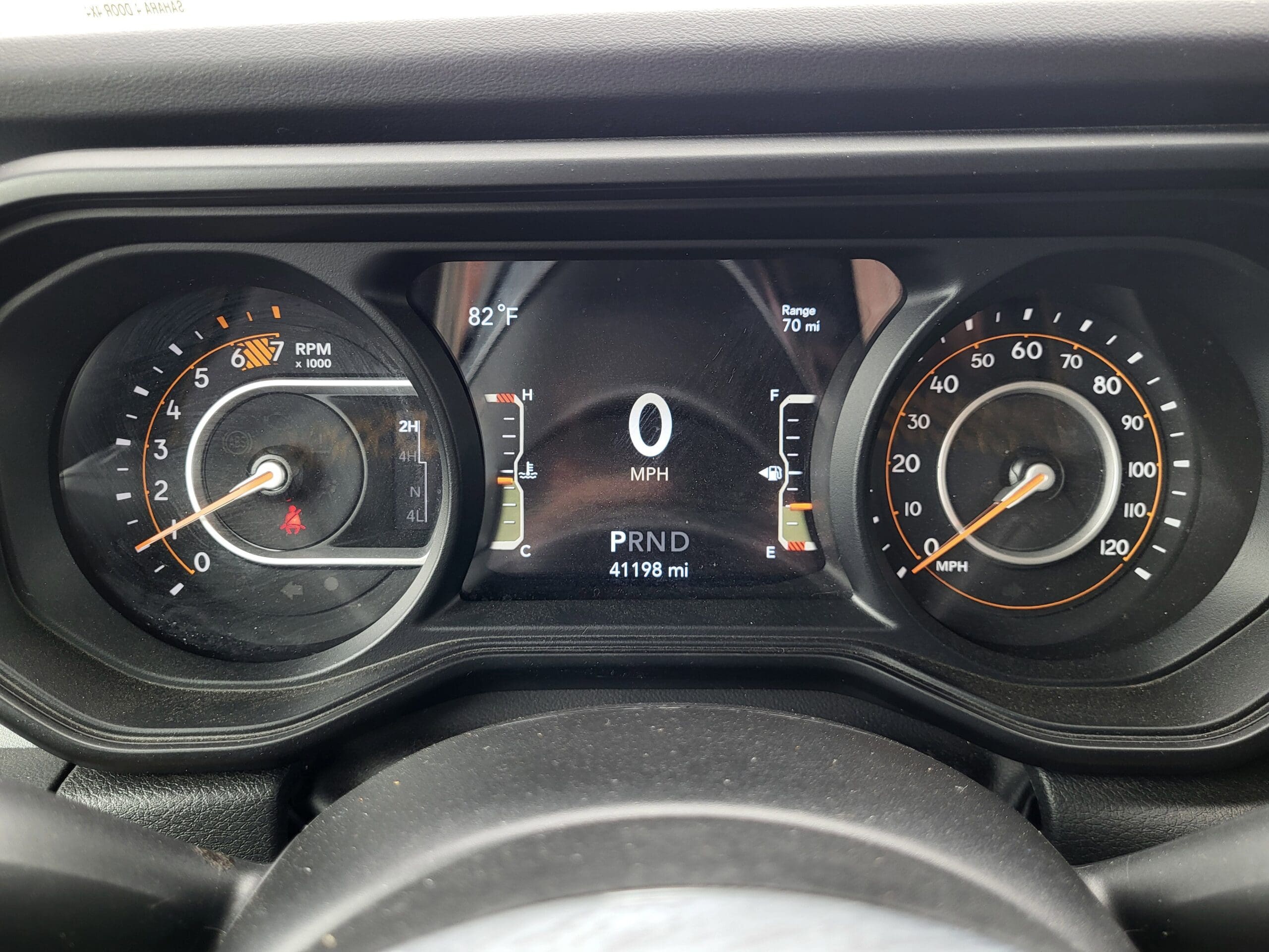 2025 Jeep Wrangler - Image 11