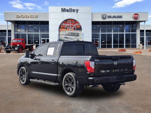 2024 Nissan Titan