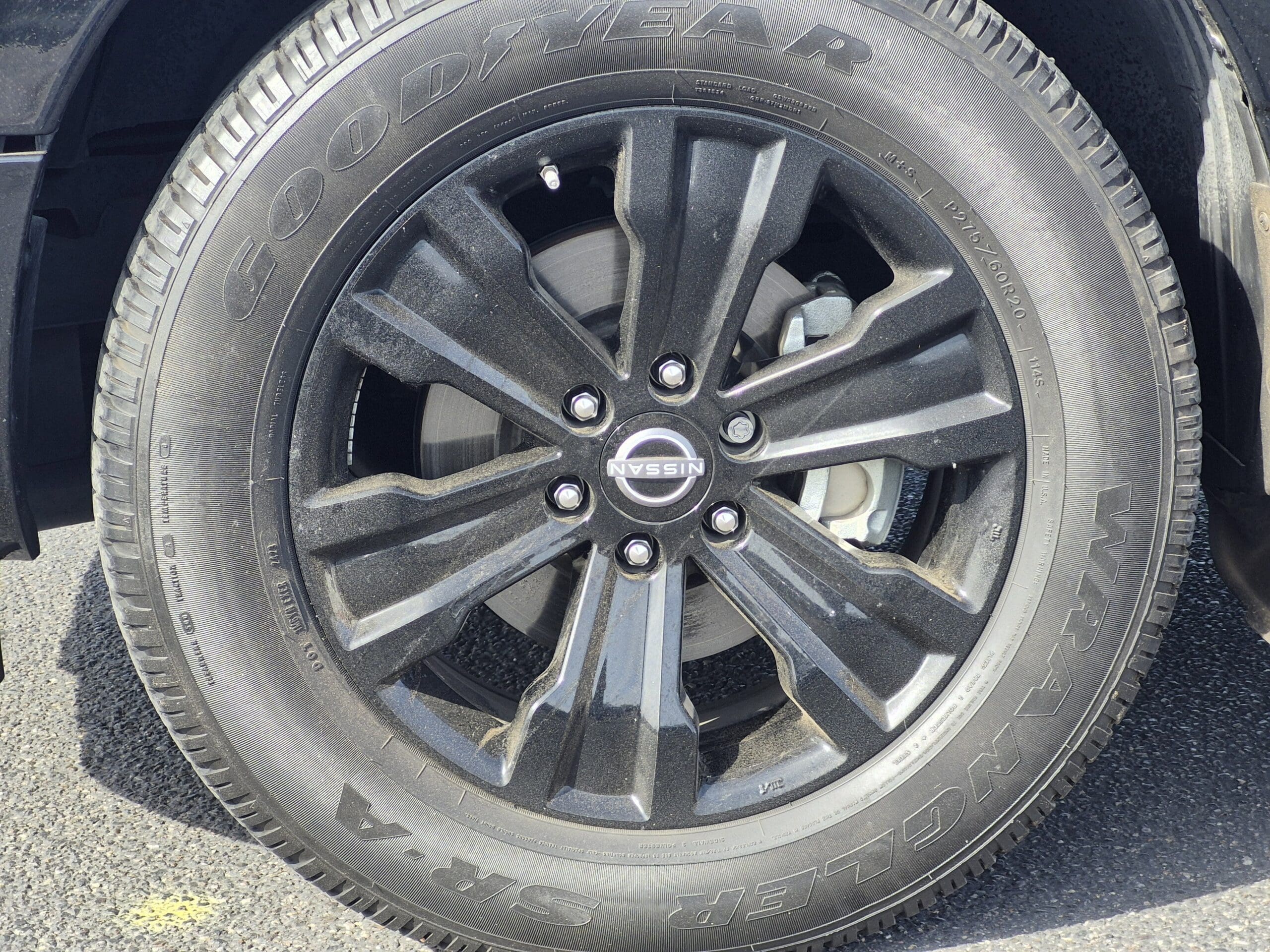 2024 Nissan Titan - Image 7