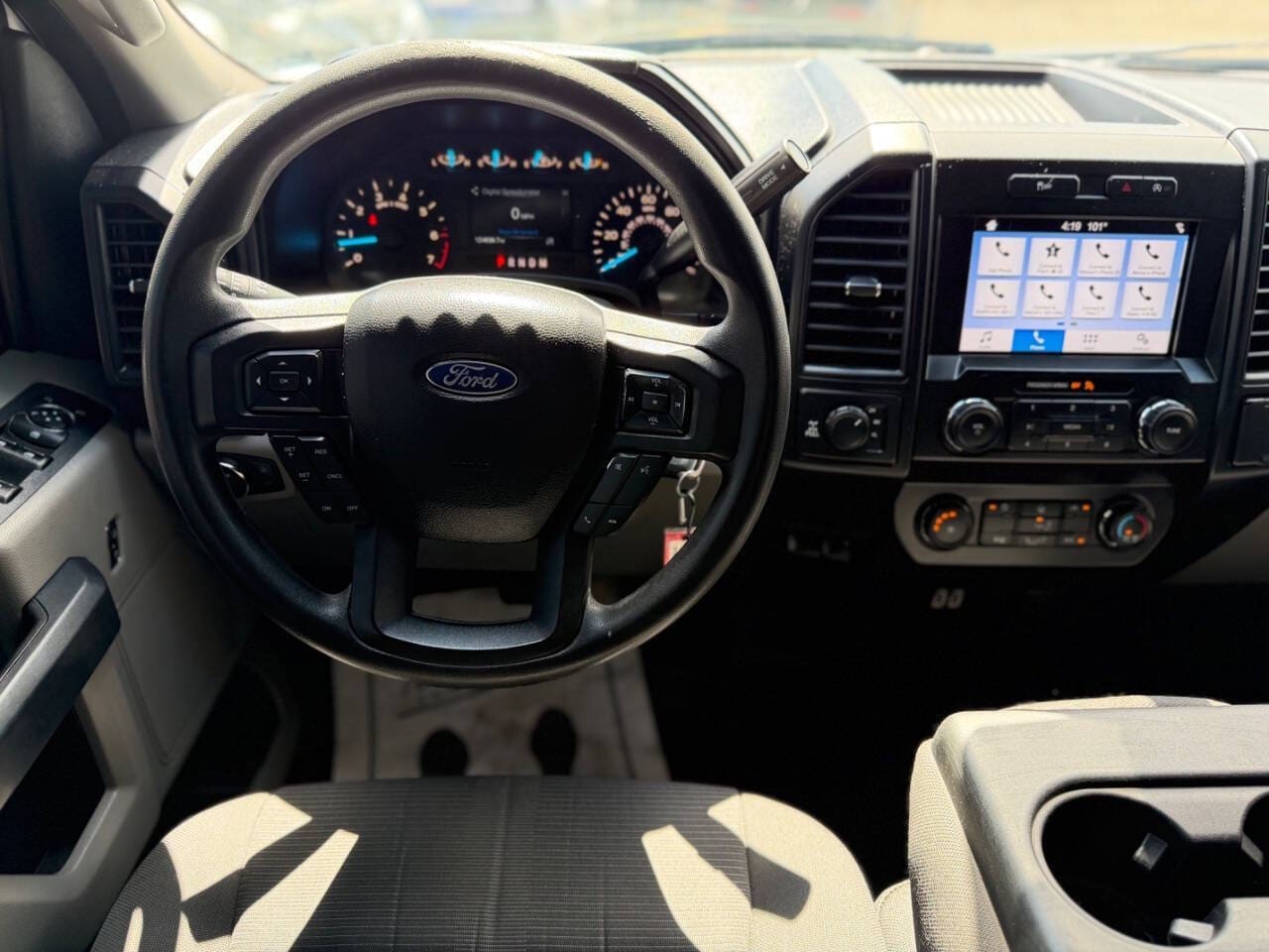 2019 Ford F-150 - Image 10