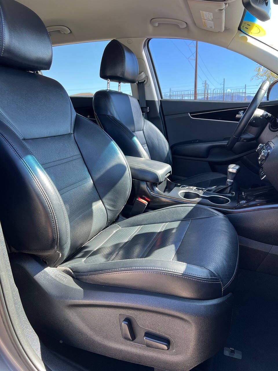 2019 Kia Sorento - Image 11