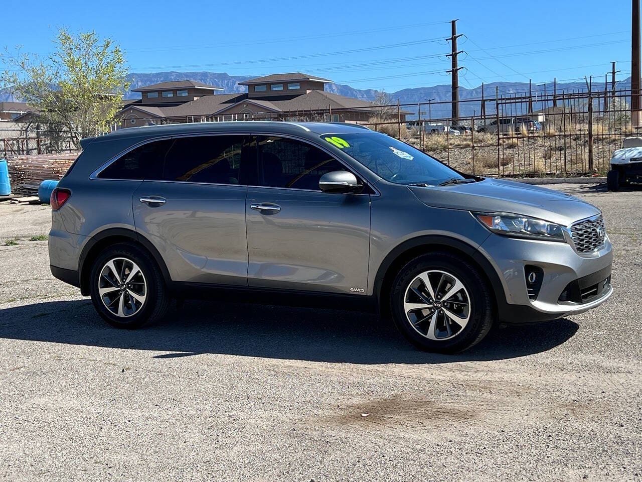 2019 Kia Sorento - Image 4