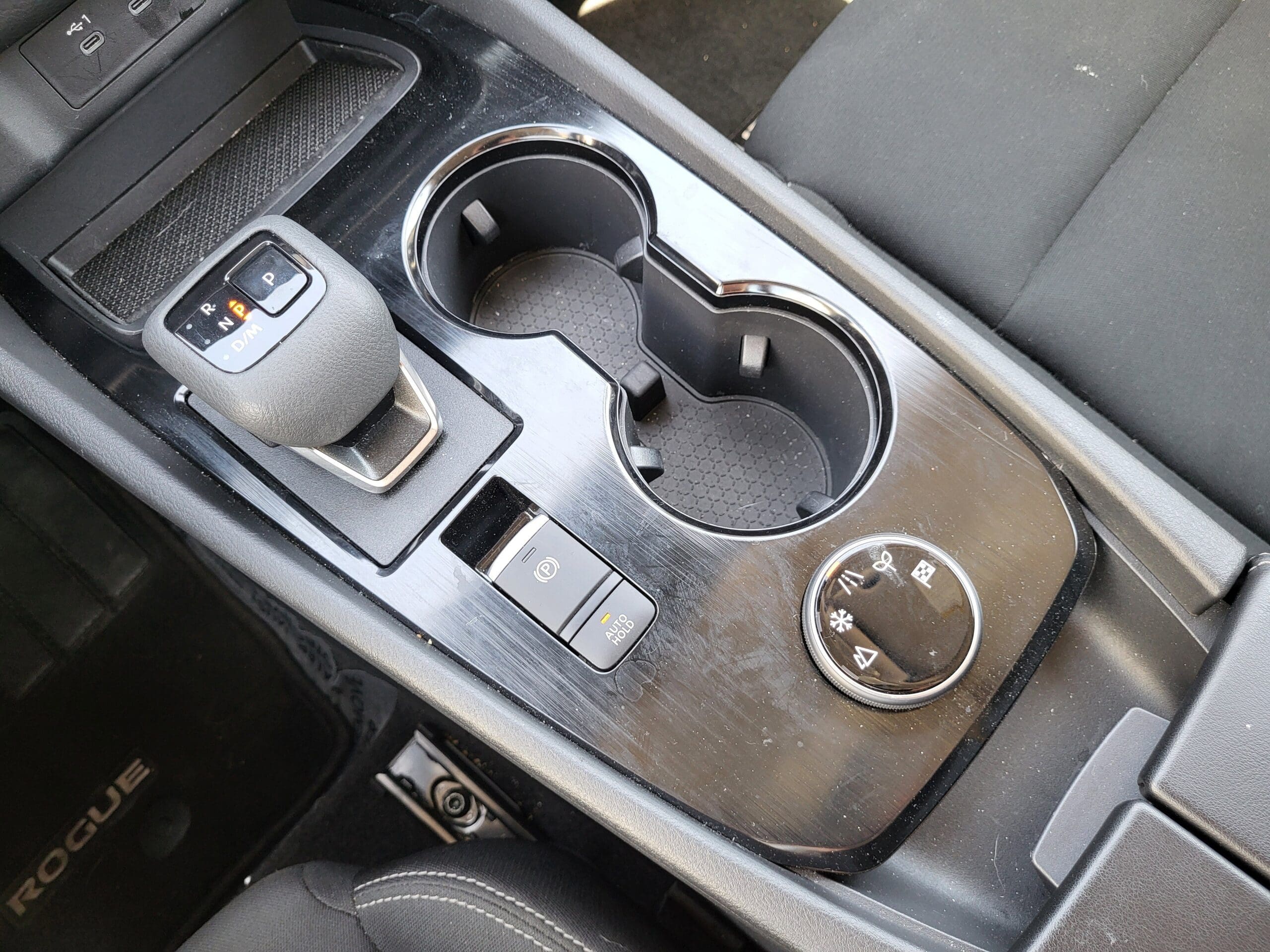 2026 Nissan Rogue - Image 15