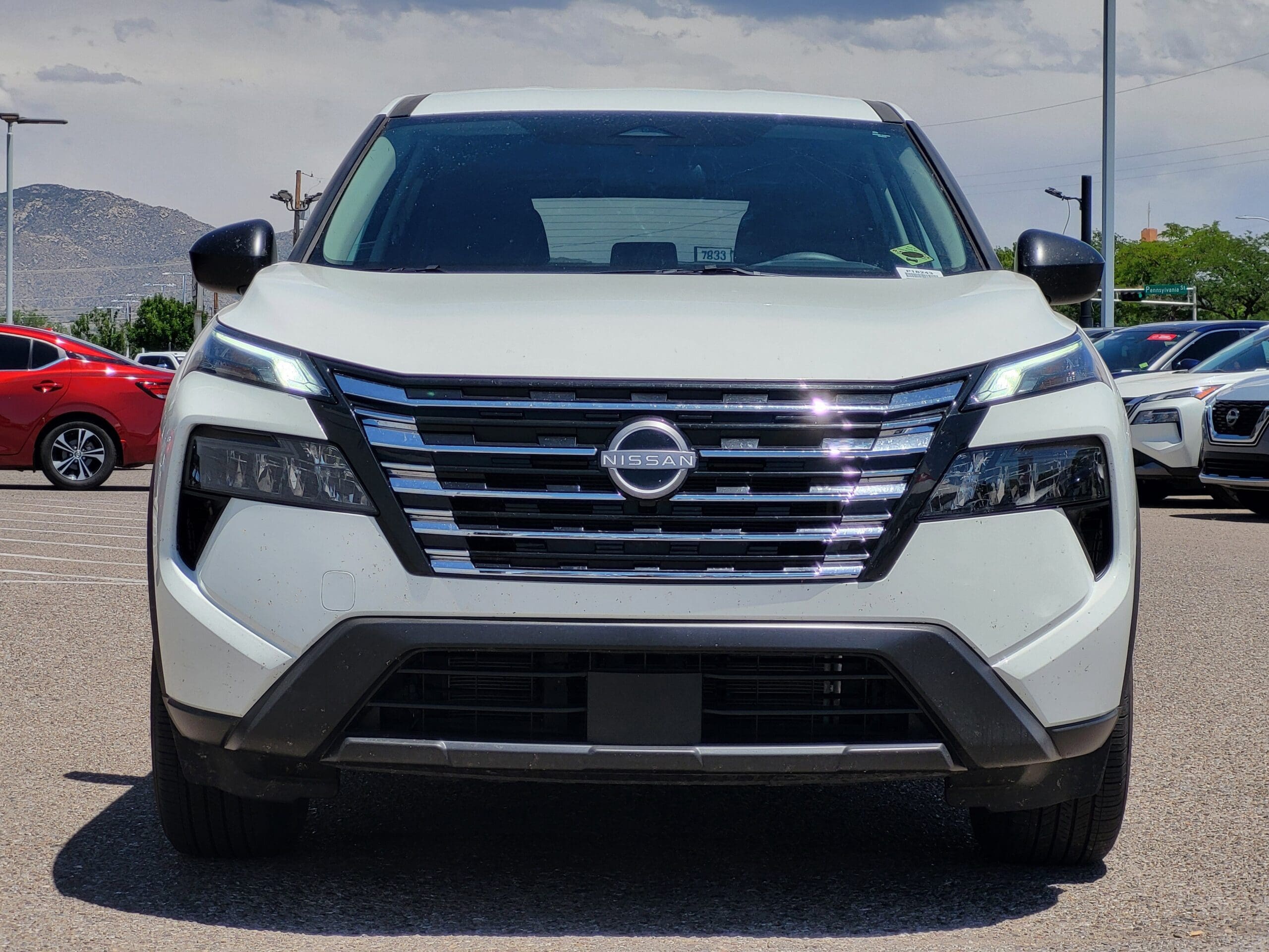 2026 Nissan Rogue - Image 3