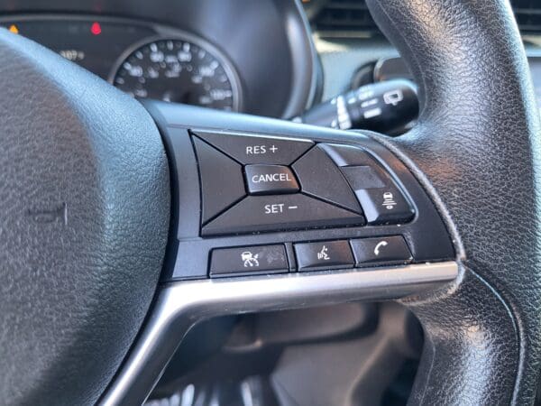 2023 Nissan Kicks