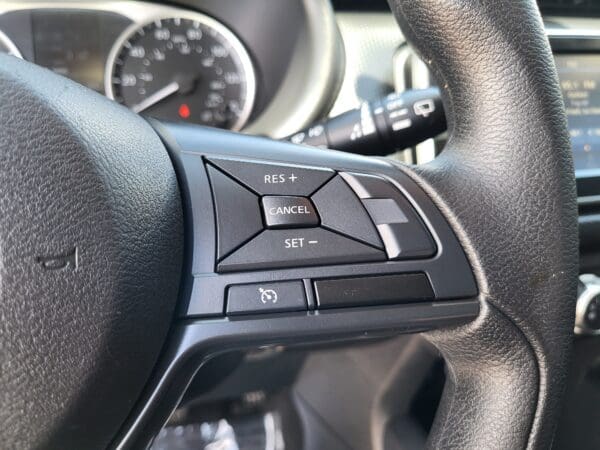 2025 Nissan Kicks Play