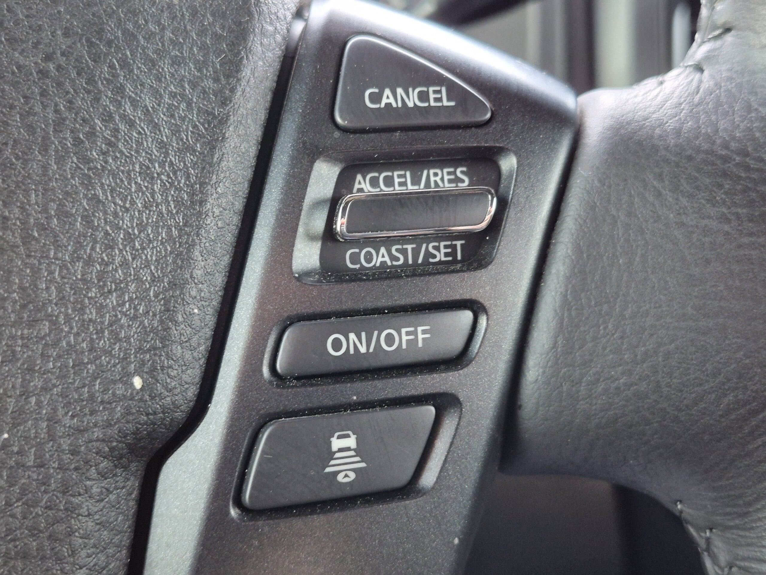 2024 Nissan Titan - Image 13