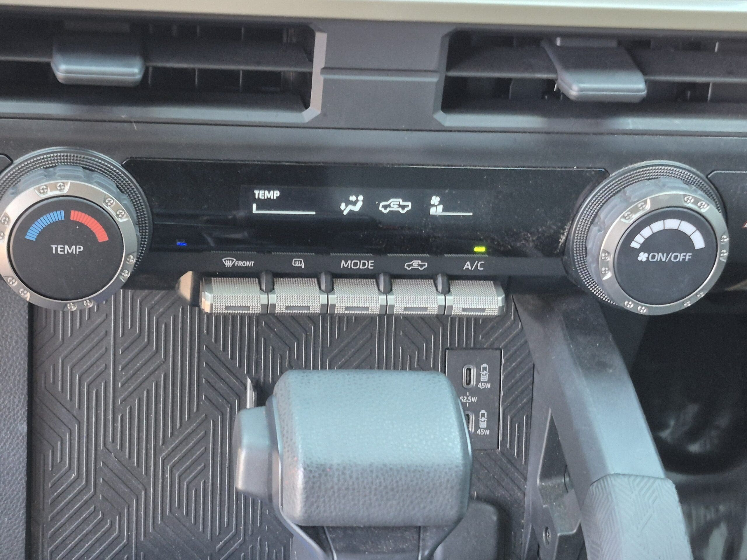 2025 Toyota Tacoma 4WD - Image 28