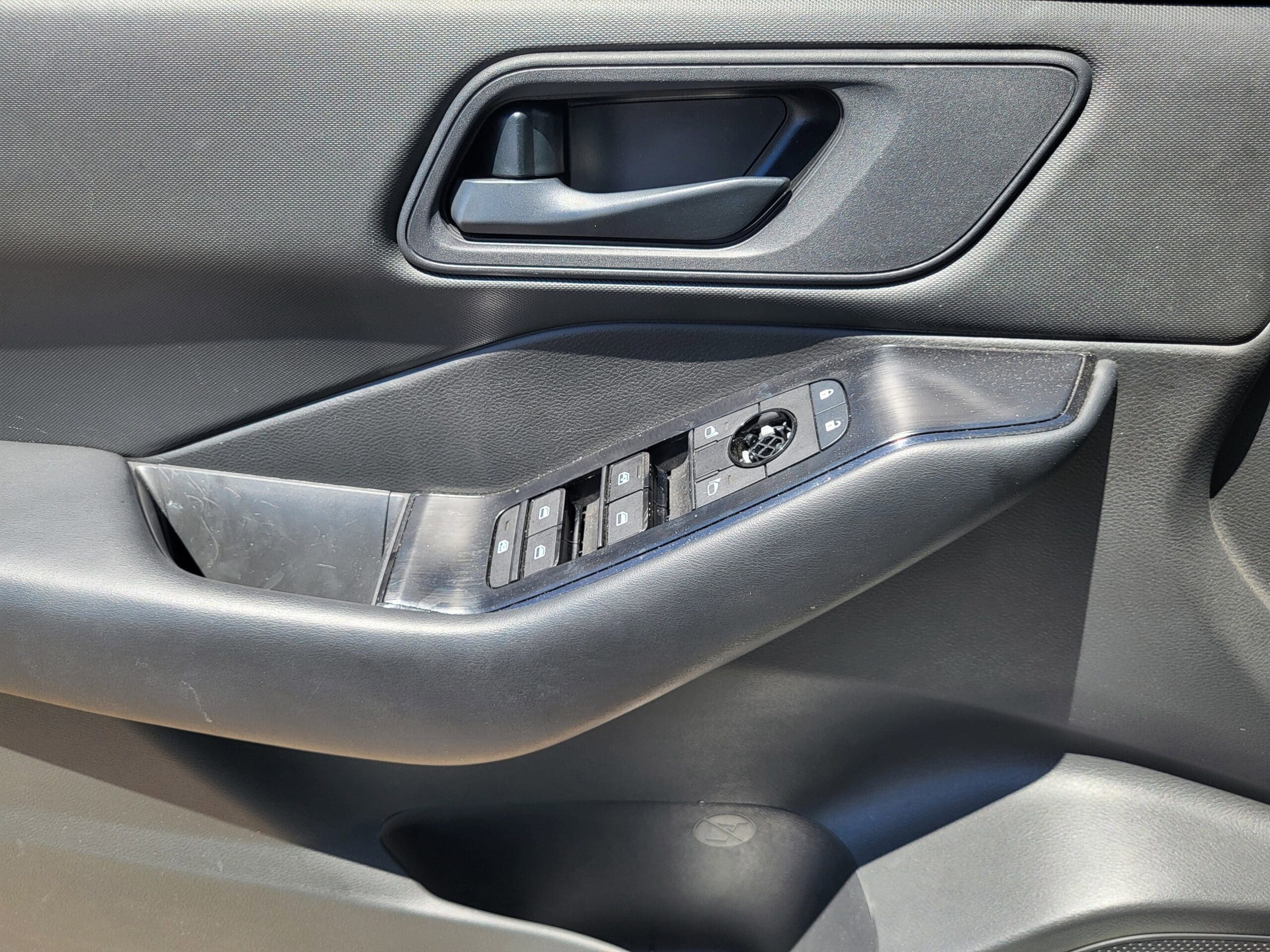 2026 Nissan Rogue - Image 18