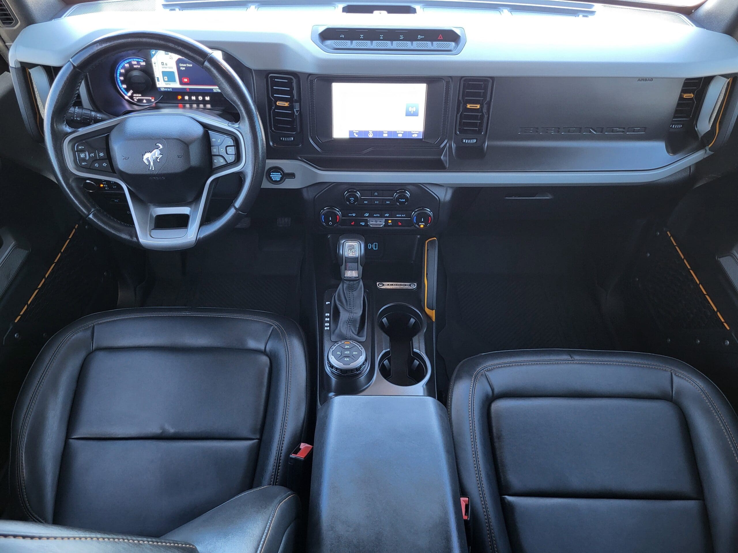 2022 Ford Bronco - Image 18
