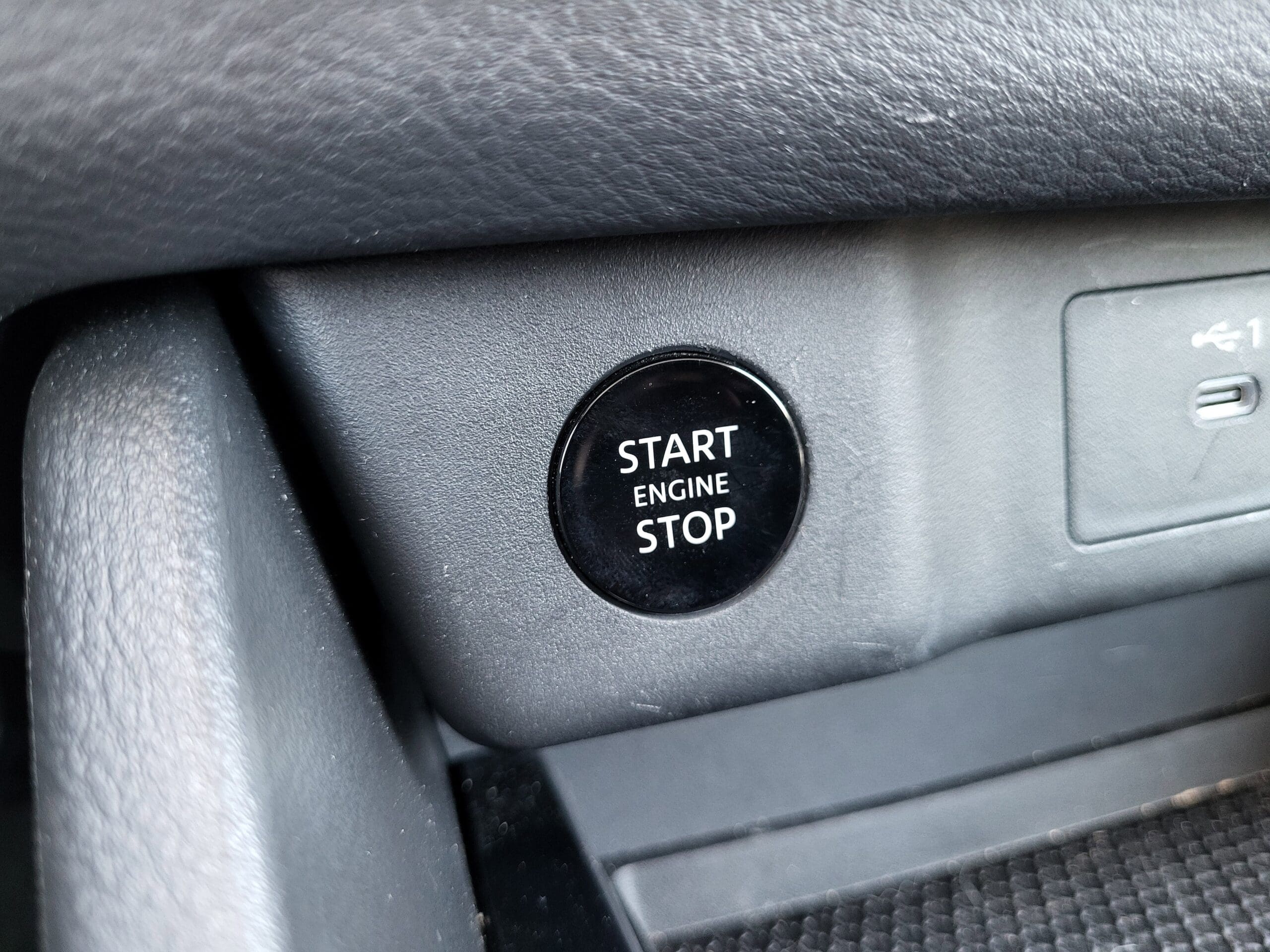 2026 Nissan Rogue - Image 16