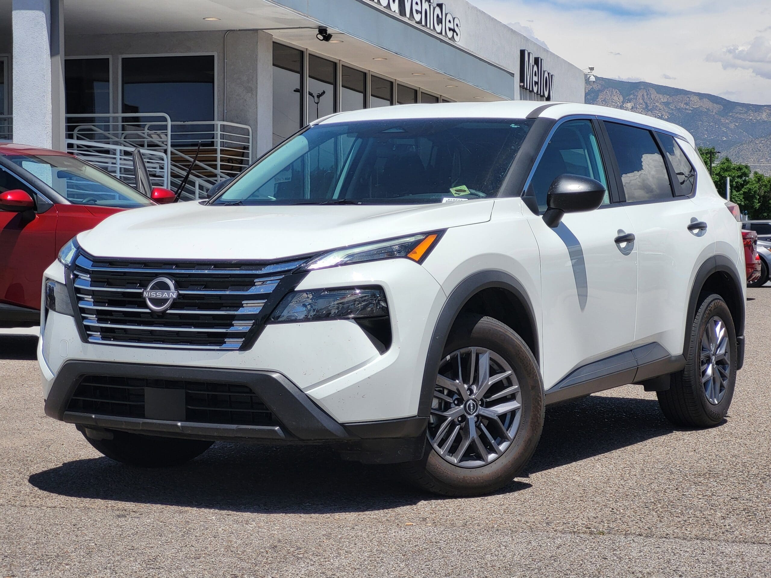 2026 Nissan Rogue - Image 2