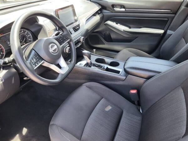 2025 Nissan Altima