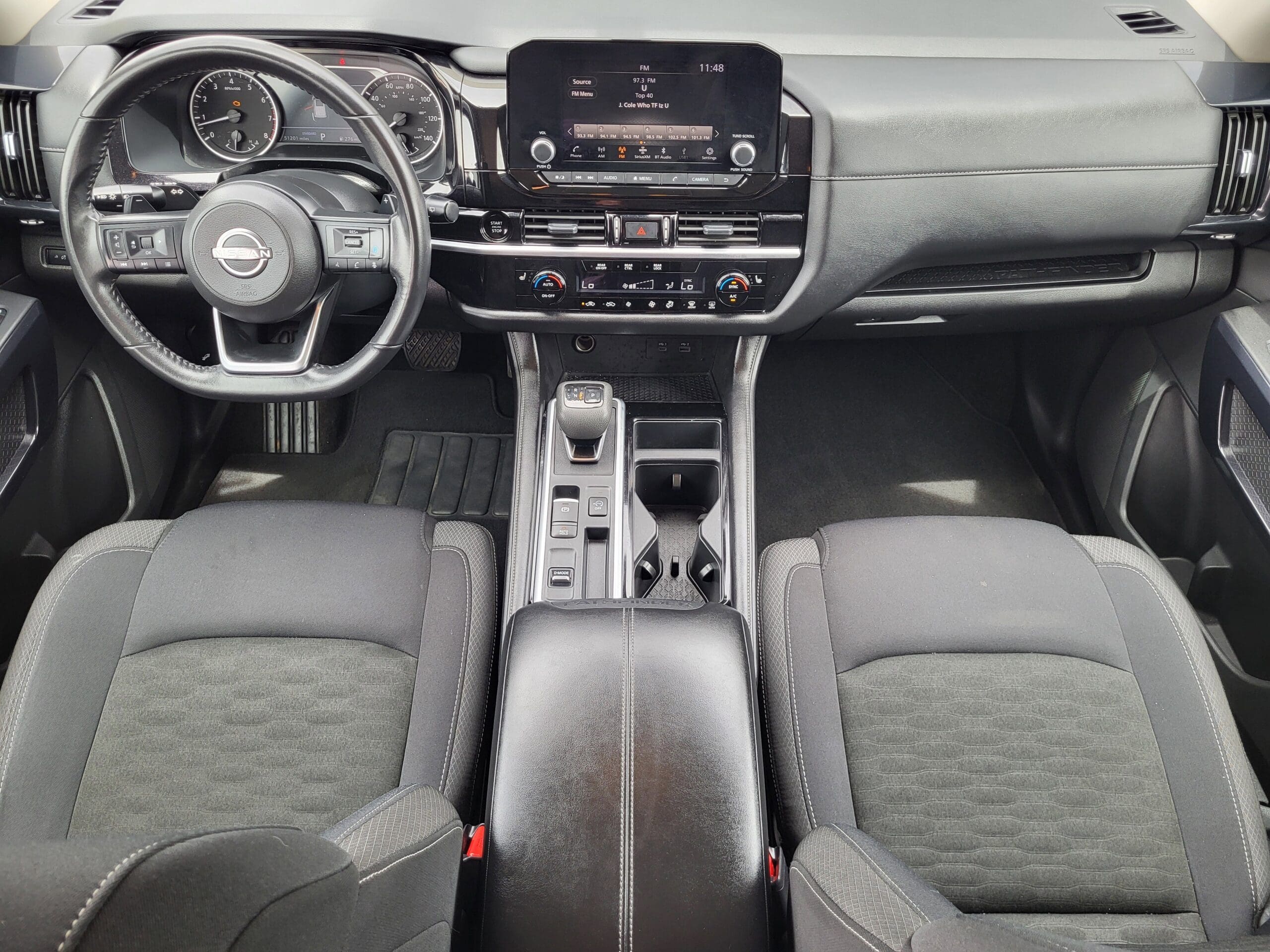 2025 Nissan Pathfinder - Image 18