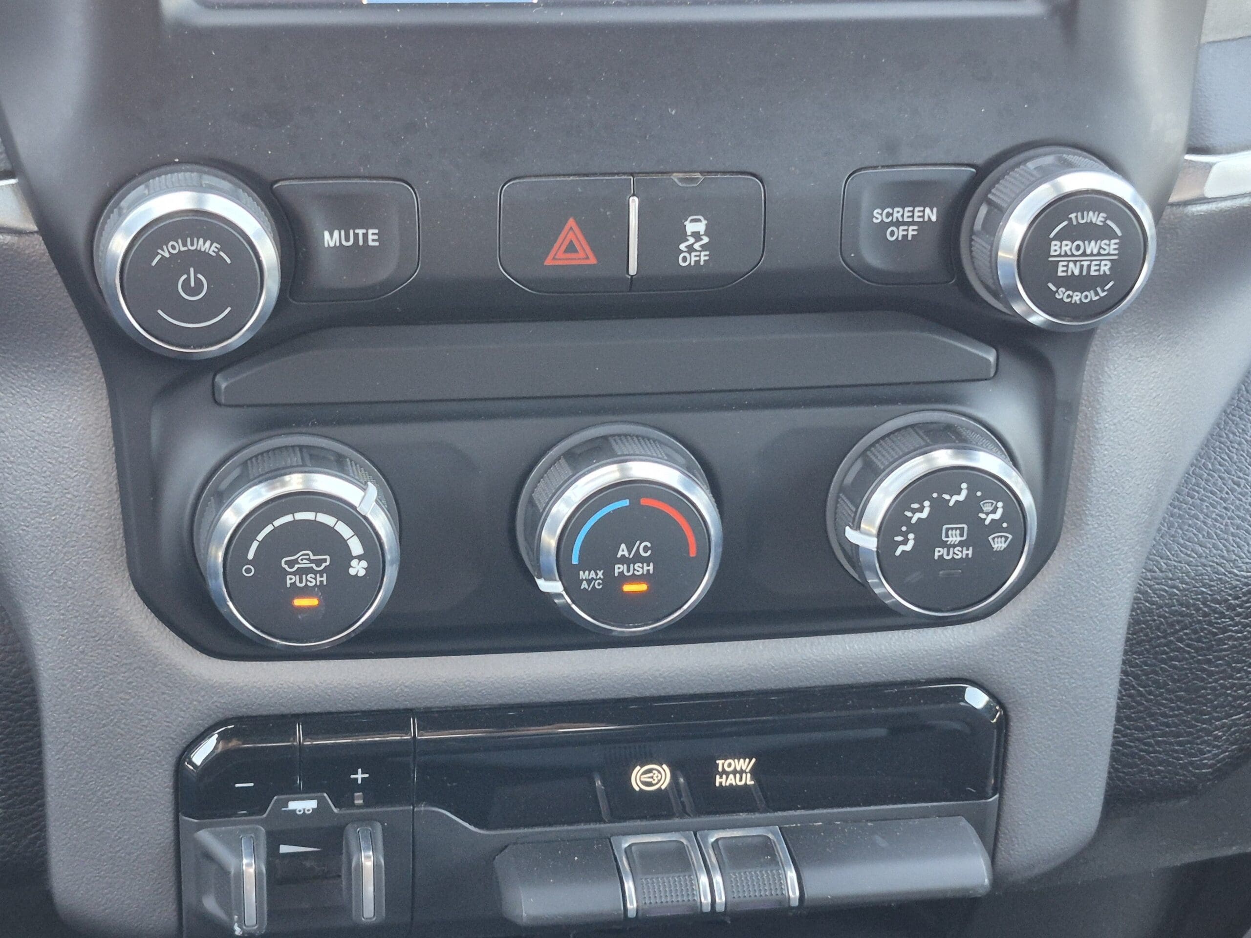2024 Ram 2500 - Image 21