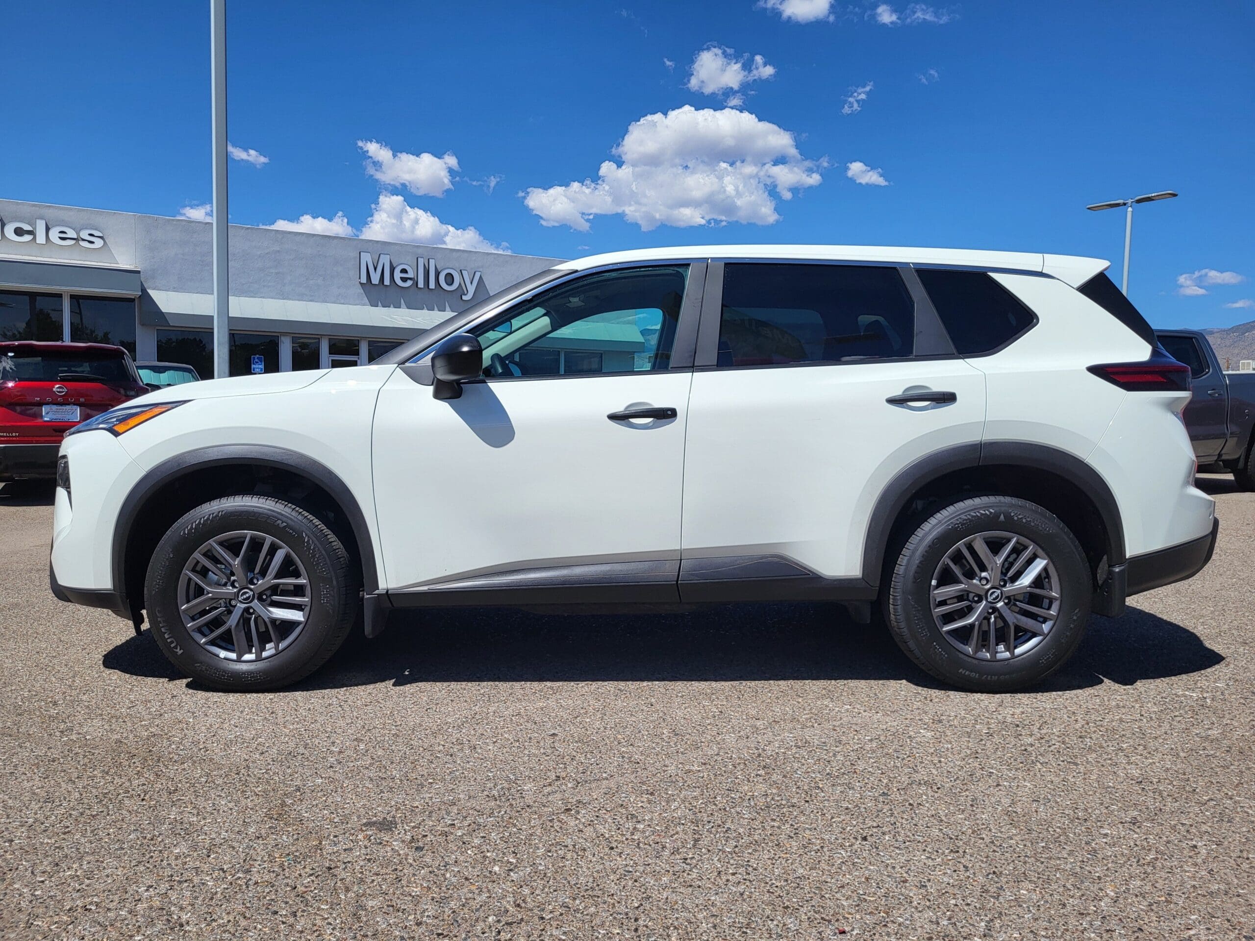 2026 Nissan Rogue - Image 7