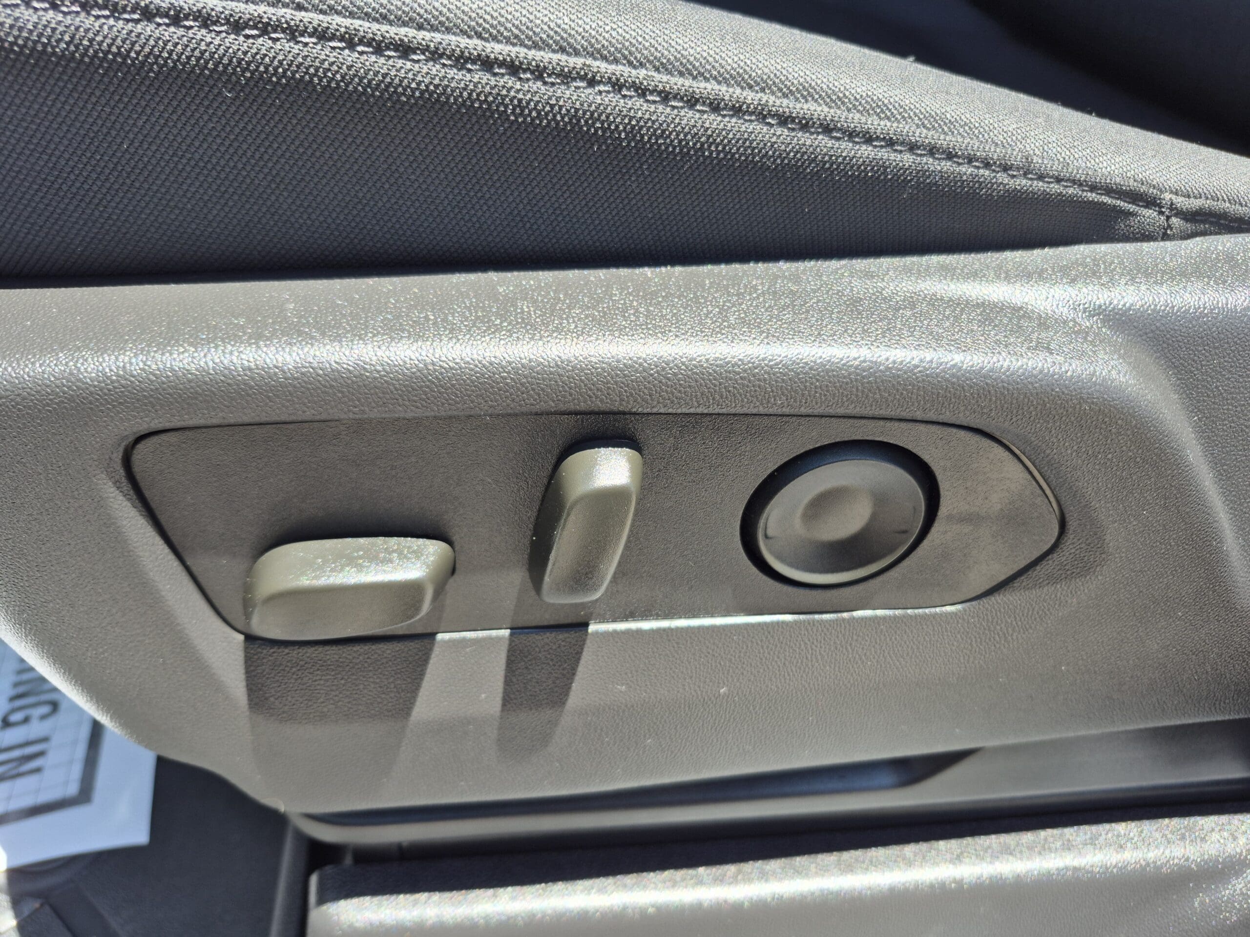2025 Chevrolet Silverado 1500 - Image 7