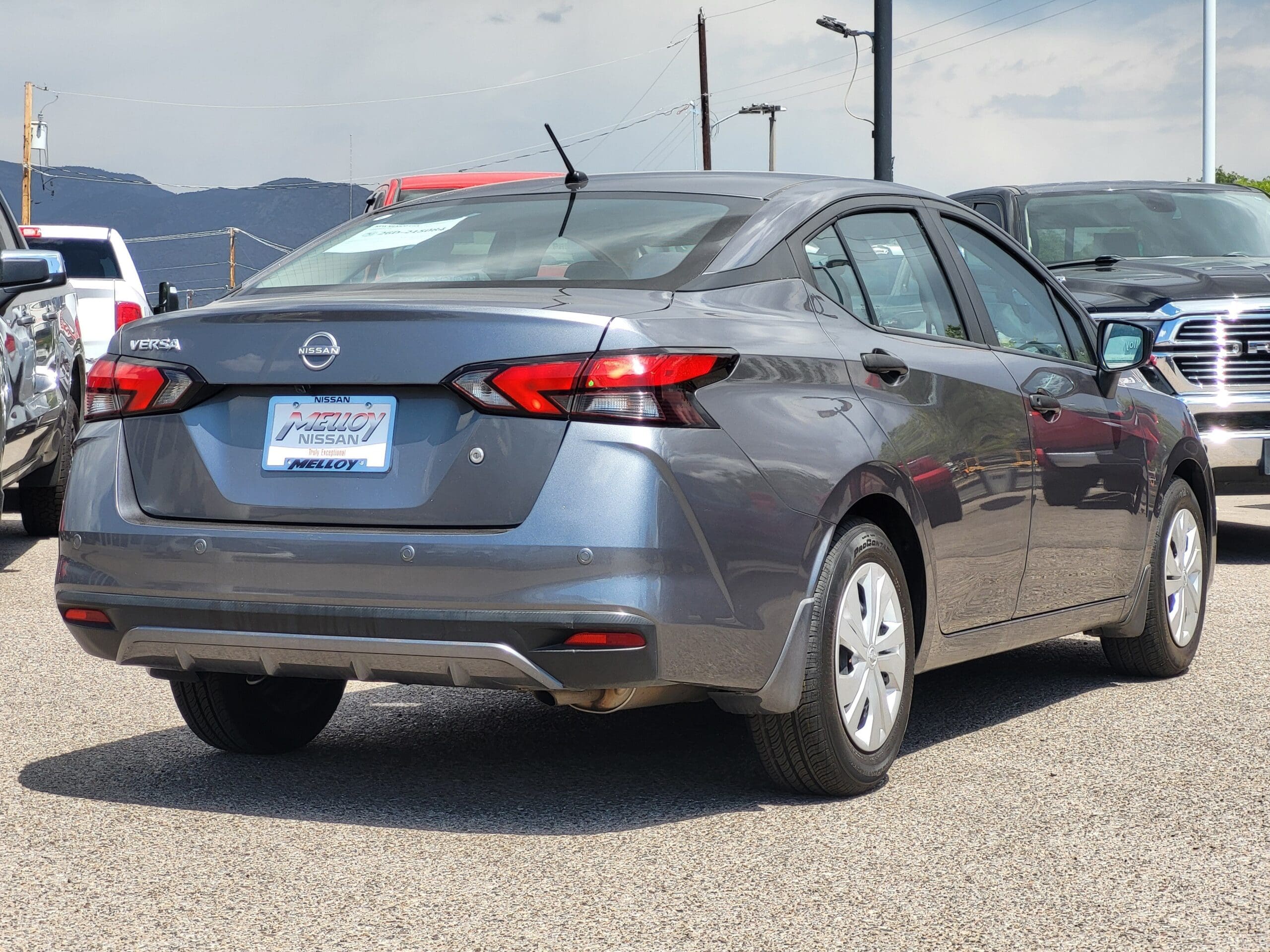 2024 Nissan Versa - Image 4