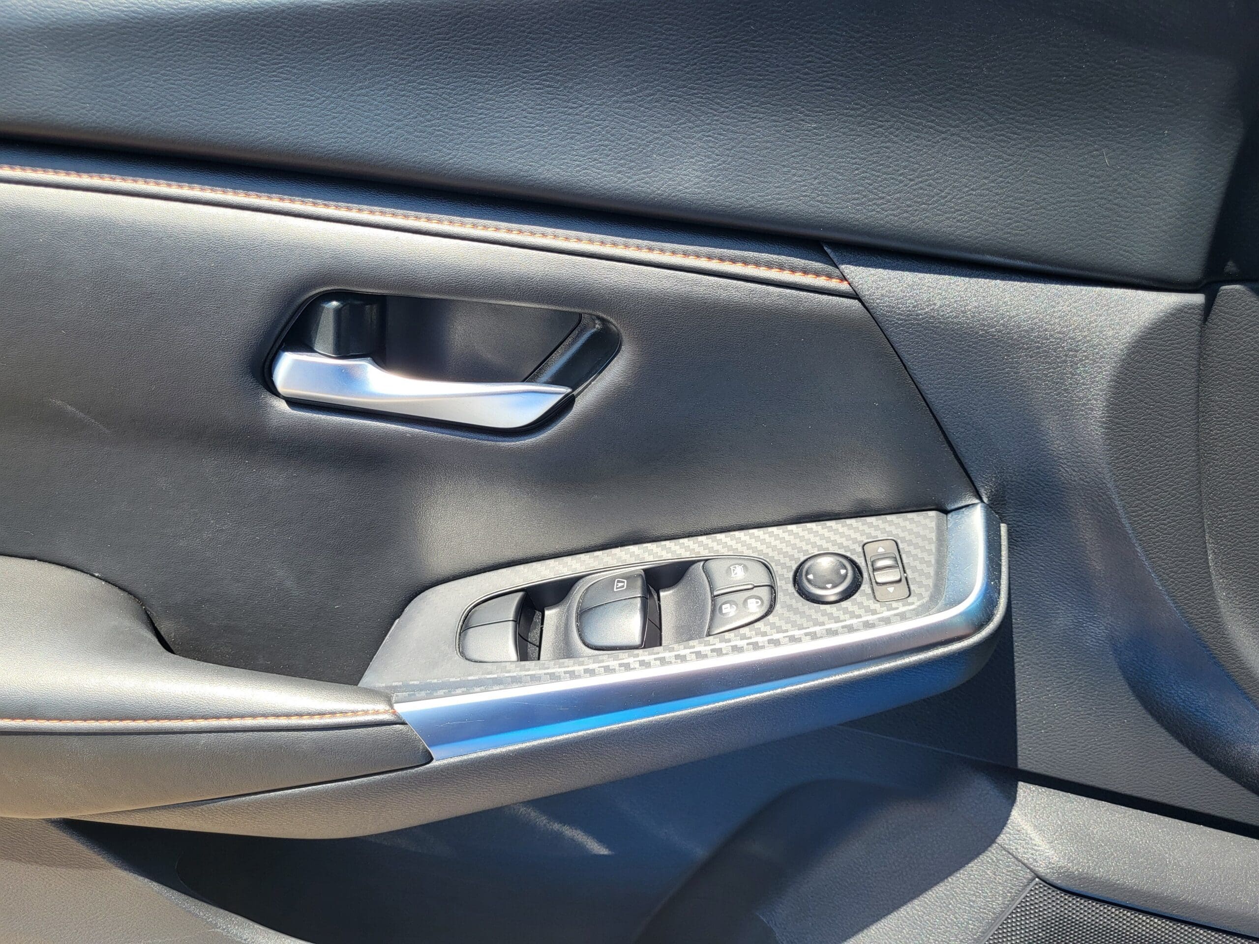 2025 Nissan Sentra - Image 24