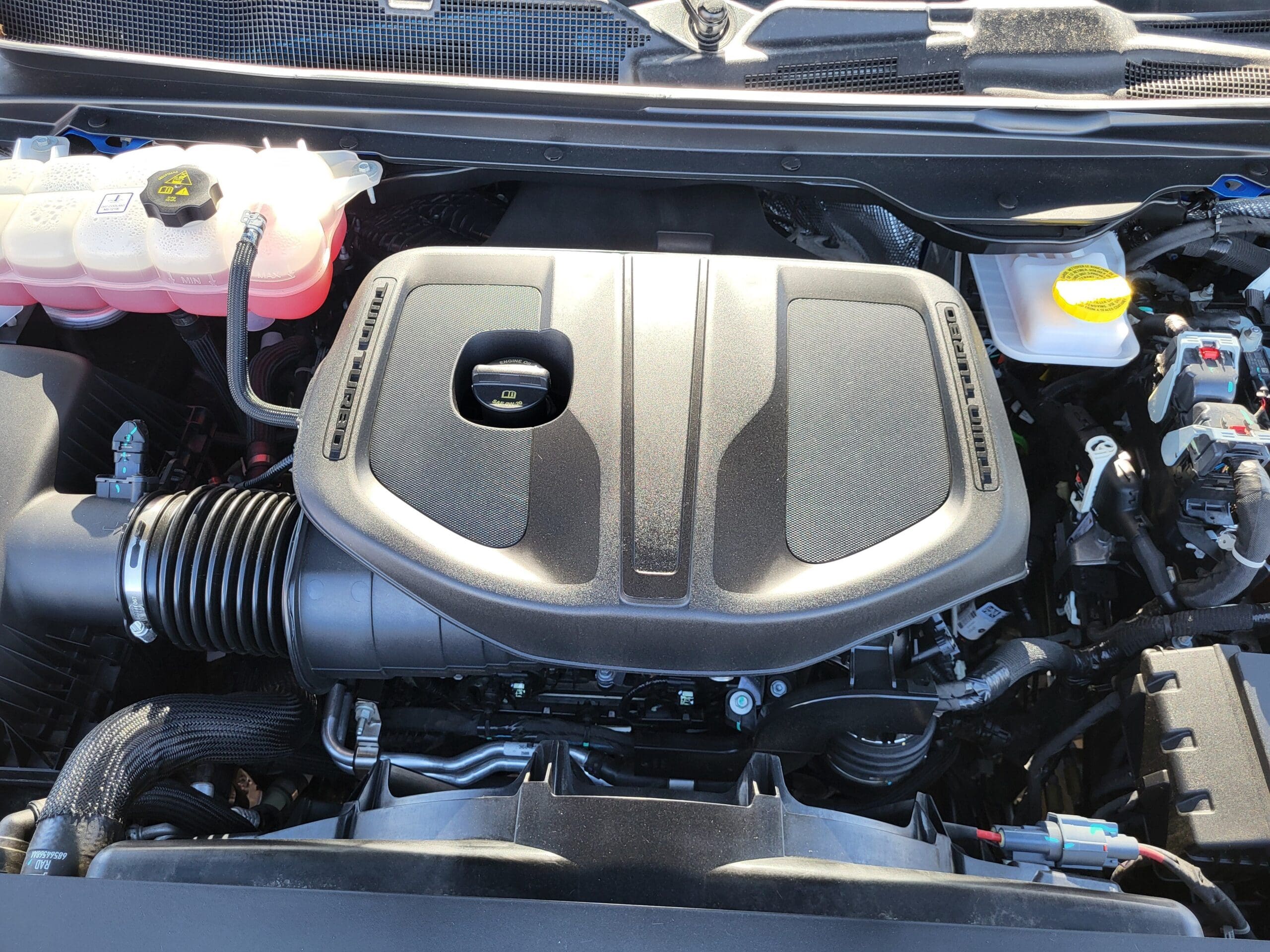 2025 Ram 1500 - Image 30