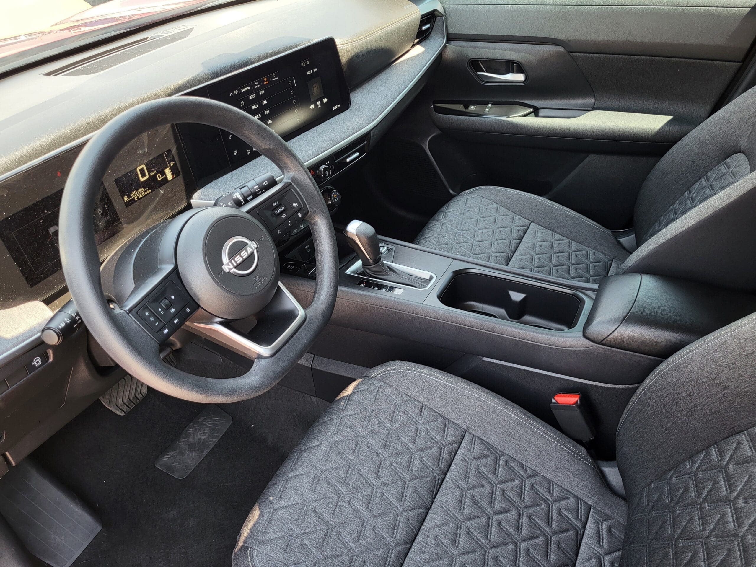 2026 Nissan Kicks - Image 14