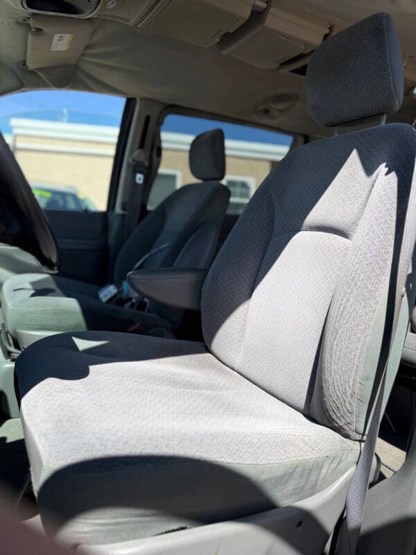2005 Dodge Grand Caravan