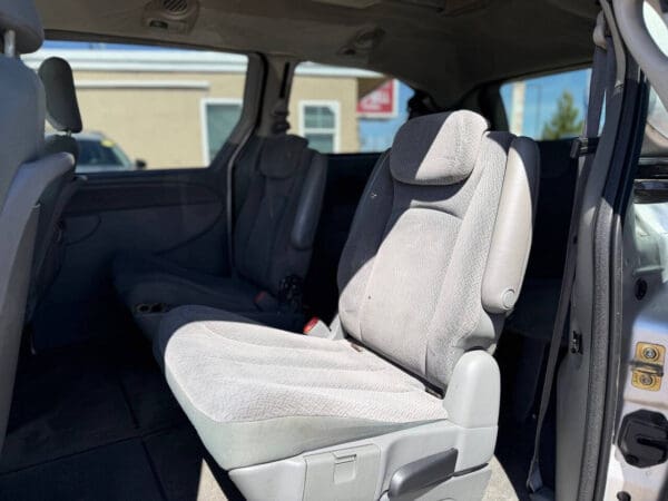 2005 Dodge Grand Caravan