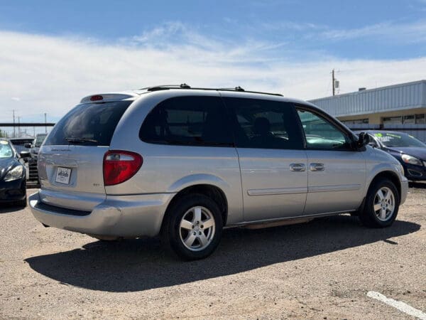 2005 Dodge Grand Caravan