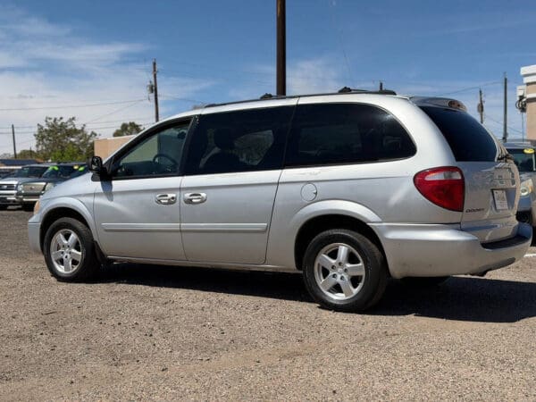 2005 Dodge Grand Caravan