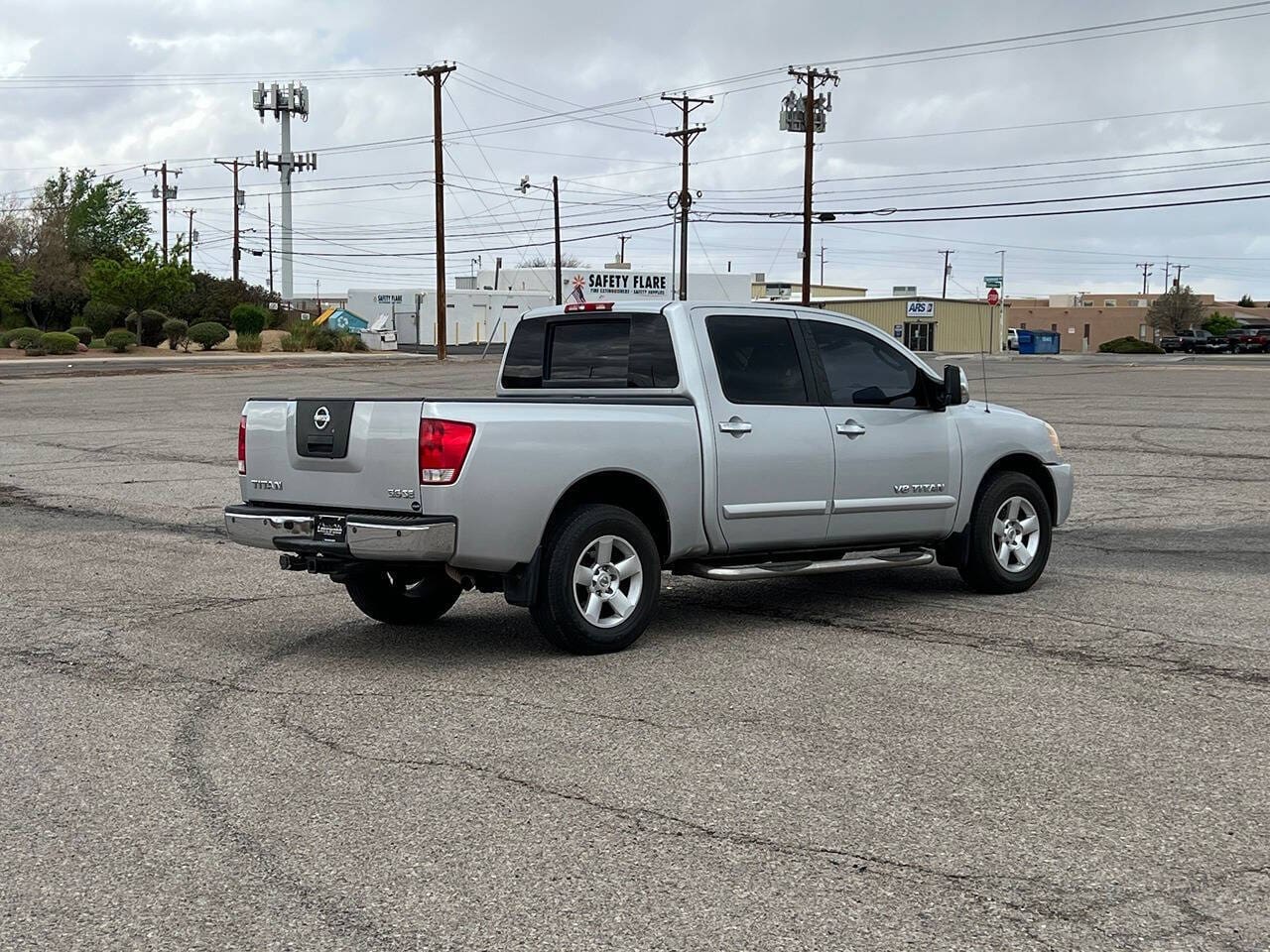 2005 Nissan Titan - Image 4